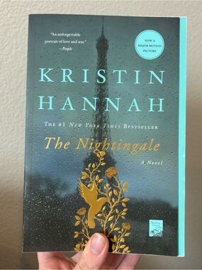 The Nightingale - Kristin Hannah paperback